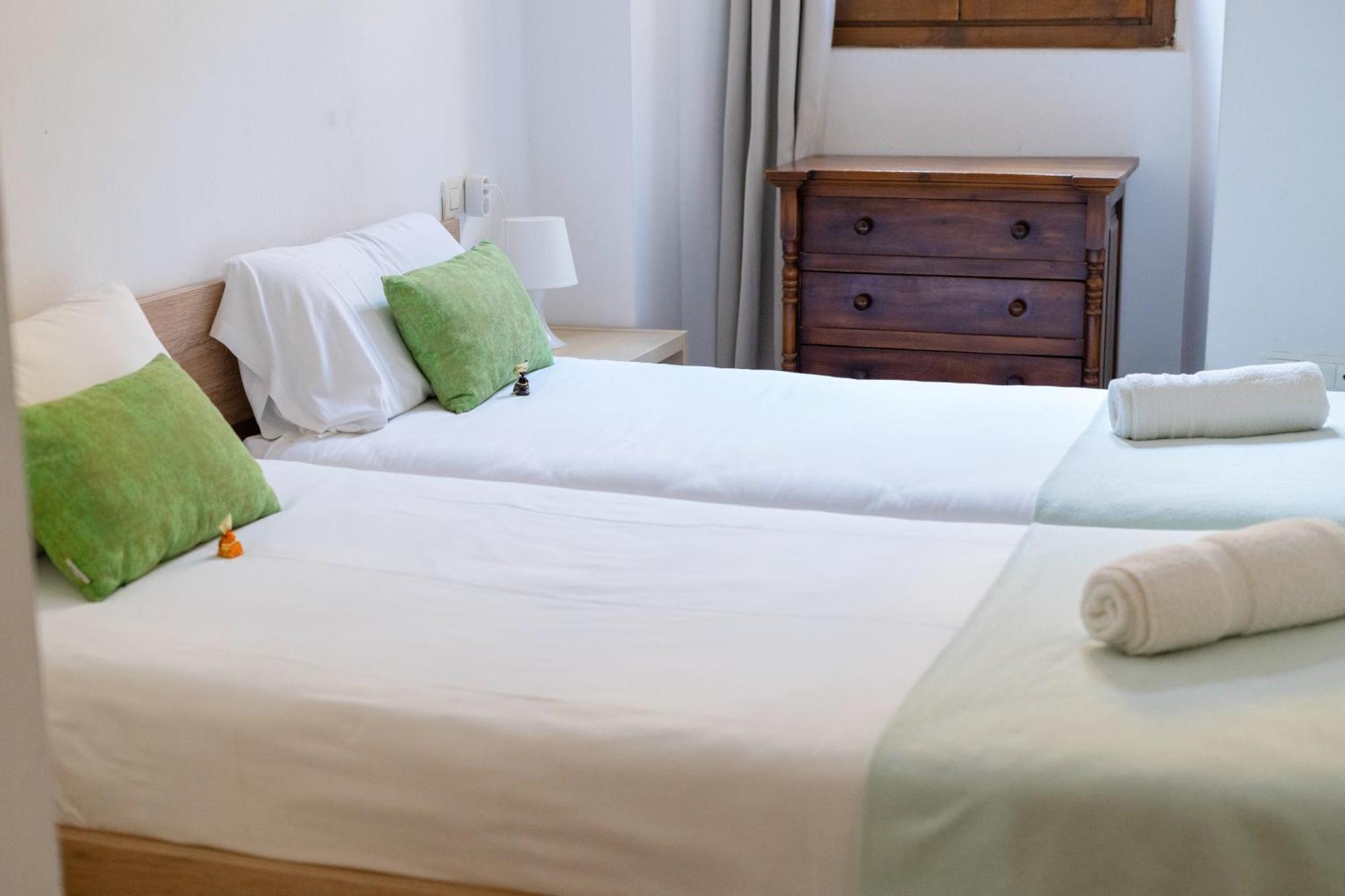 Apartamentos Granata Granada Dış mekan fotoğraf